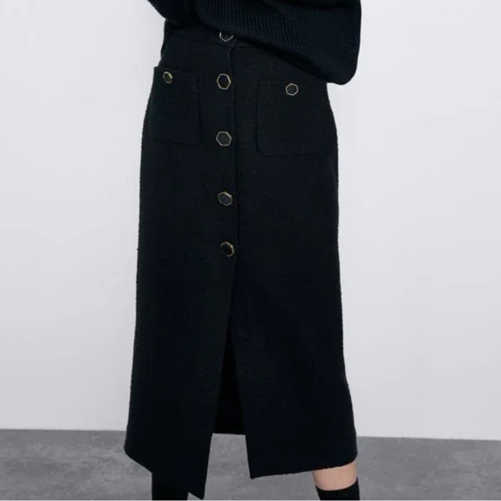 Zara Black Midi Skirt with Button Detail
